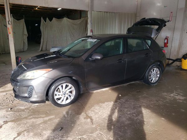 2013 MAZDA 3