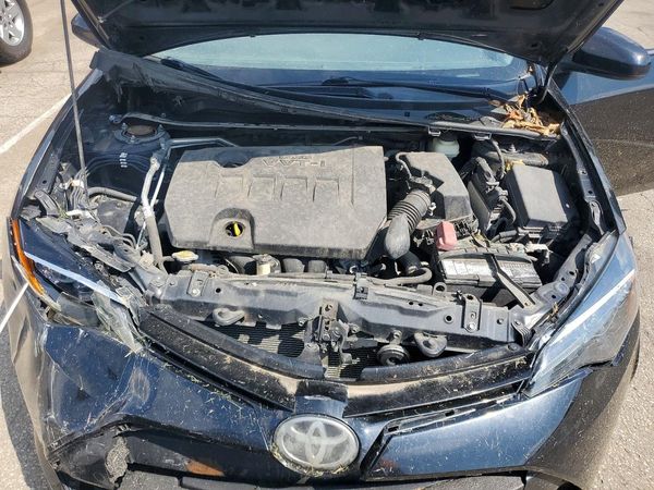 2017 TOYOTA COROLLA