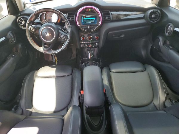 2020 MINI COOPER