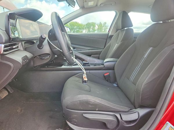 2023 HYUNDAI ELANTRA