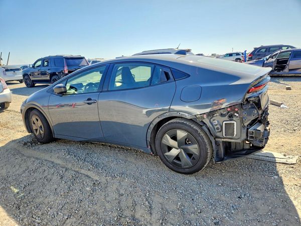2024 TOYOTA PRIUS