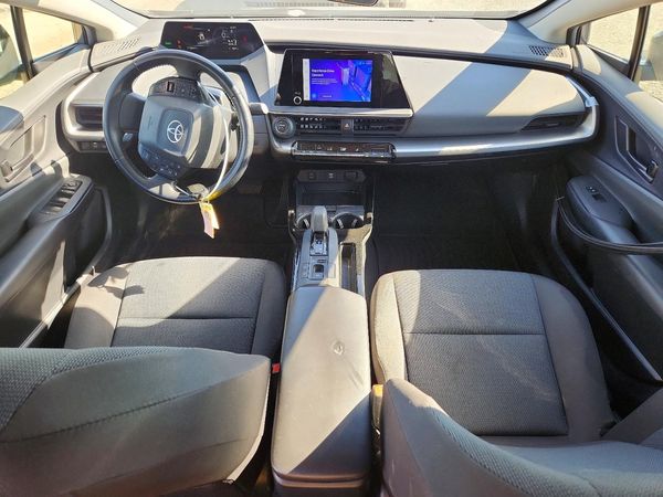2024 TOYOTA PRIUS
