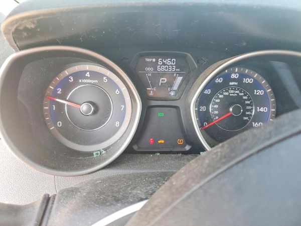 2013 HYUNDAI ELANTRA