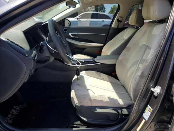 2022 HYUNDAI SONATA SE
