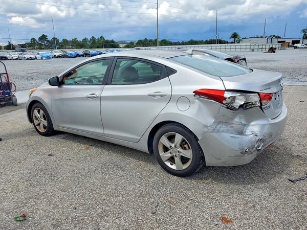 2013 HYUNDAI ELANTRA