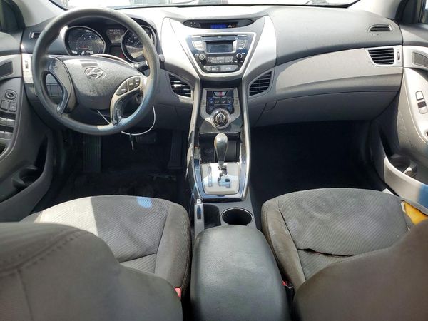 2013 HYUNDAI ELANTRA