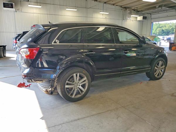 2013 AUDI Q7 Premium Plus — PSRA