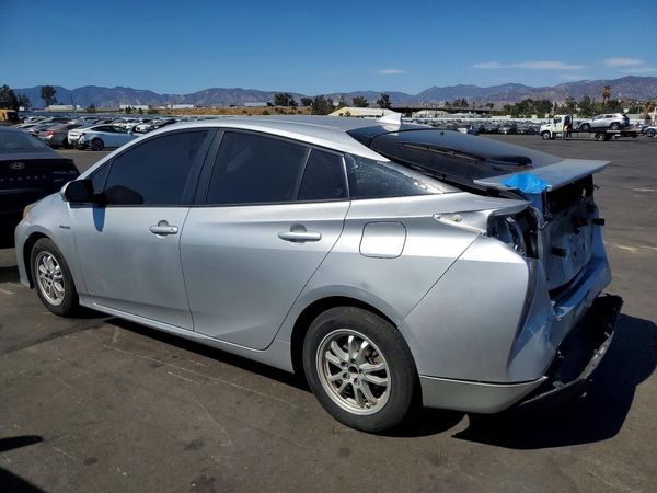 2017 TOYOTA PRIUS