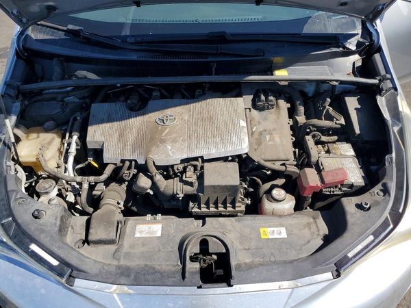 2017 TOYOTA PRIUS