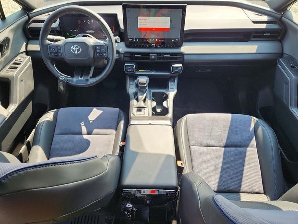 2026 TOYOTA RAV4 PLUG- GR Sport