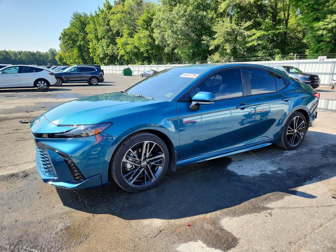 2025 TOYOTA CAMRY