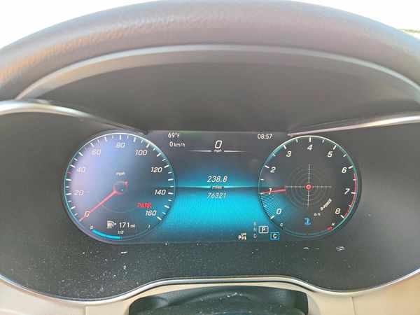 2021 MERCEDES-BENZ GLC GLC300-4M