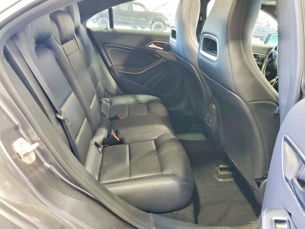 2015 MERCEDES-BENZ CLA