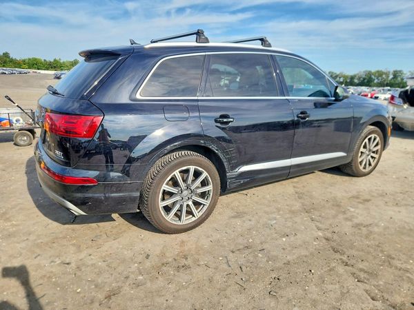 2017 AUDI Q7 quattro Premium Plus