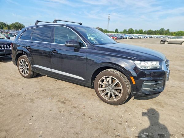 2017 AUDI Q7 quattro Premium Plus