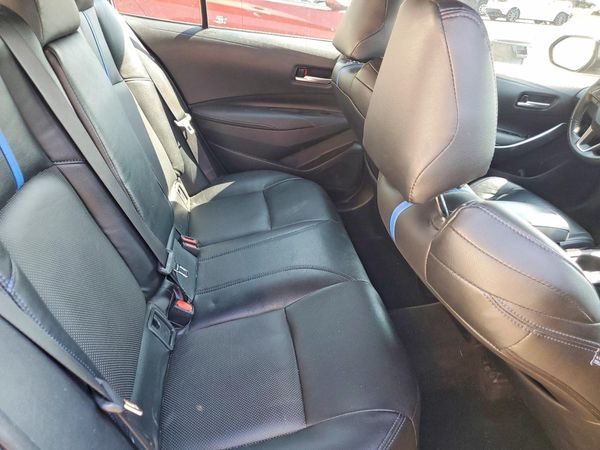 2020 TOYOTA COROLLA SE, CVT, w/Premium pkg