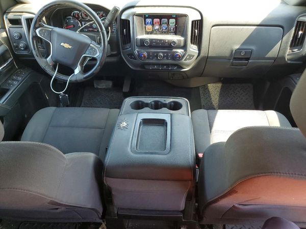 2017 CHEVROLET SILVERADO LT