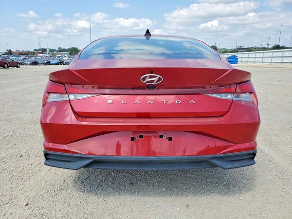 2022 HYUNDAI ELANTRA