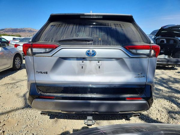 2022 TOYOTA RAV4 SE — DIRR