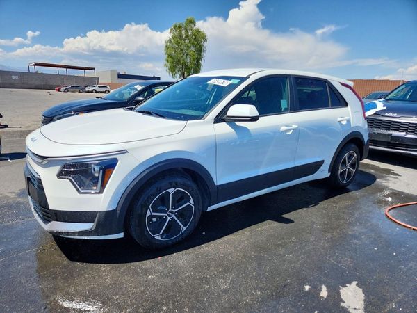 2026 KIA NIRO LX