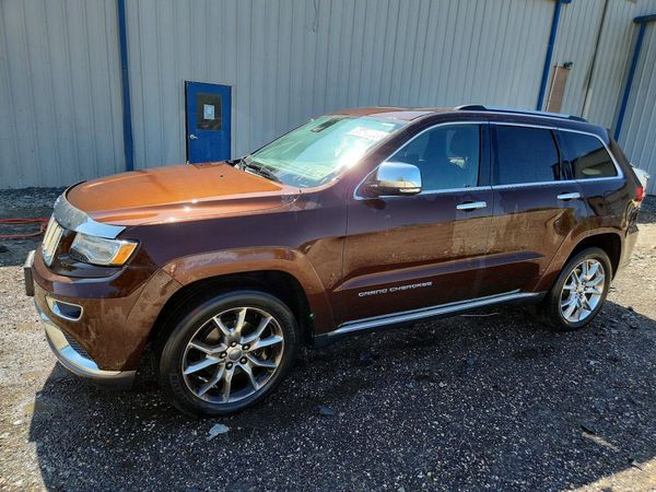 2014 JEEP CHEROKEE Summit — Front 3/4