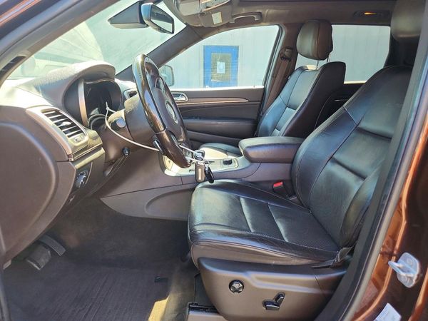 2014 JEEP CHEROKEE Summit — DENT