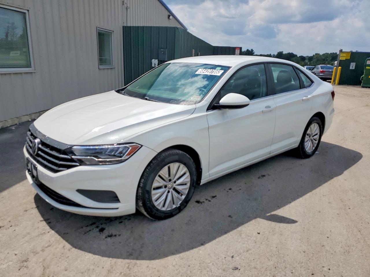 2020 VOLKSWAGEN JETTA S, SE, R-Line — Front 3/4