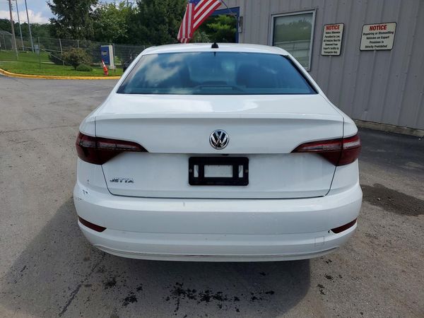 2020 VOLKSWAGEN JETTA S, SE, R-Line — DIRR