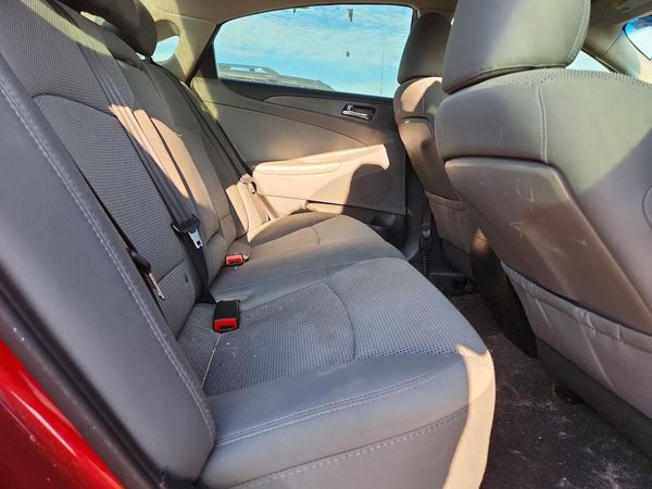 2014 HYUNDAI SONATA GLS/ GLS Popular