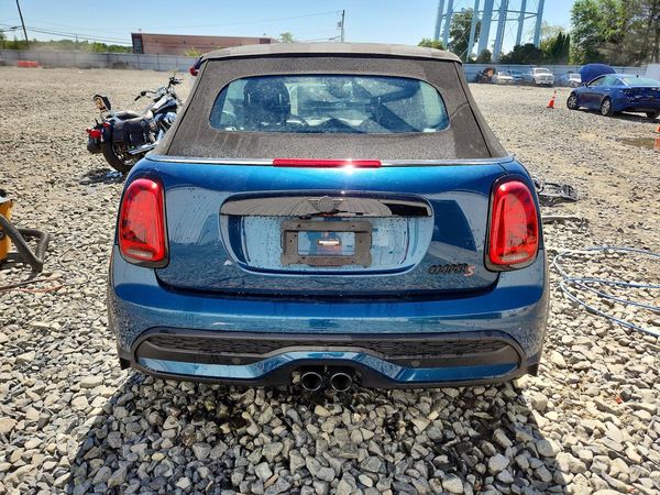 2022 MINI COOPER