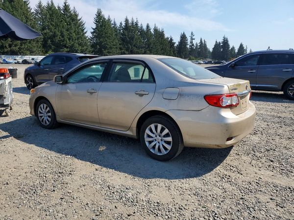2013 TOYOTA COROLLA