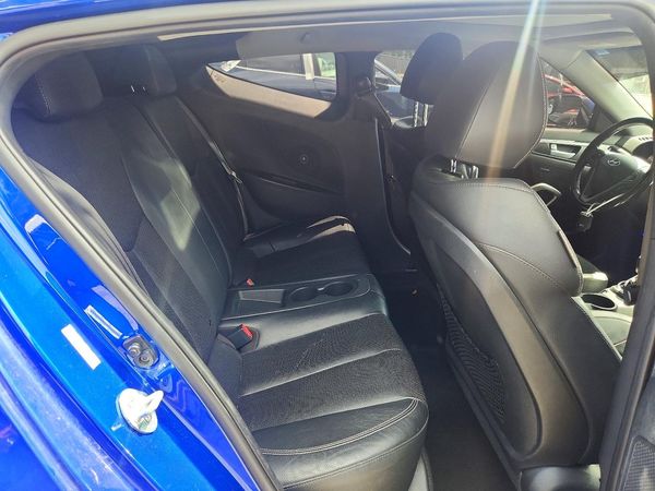 2013 HYUNDAI VELOSTER