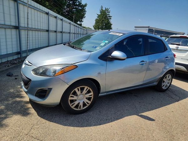 2013 MAZDA MAZDA2 Sport/GX