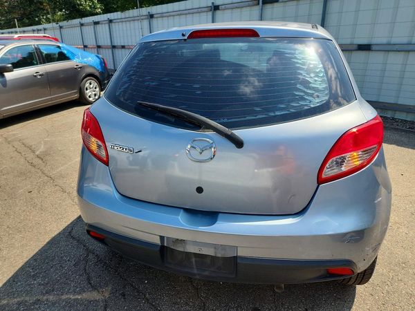 2013 MAZDA MAZDA2 Sport/GX