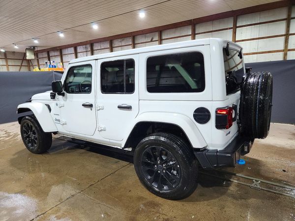 2024 JEEP WRANGLER Sahara 4XE