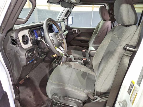 2024 JEEP WRANGLER Sahara 4XE