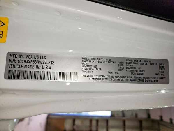 2024 JEEP WRANGLER Sahara 4XE