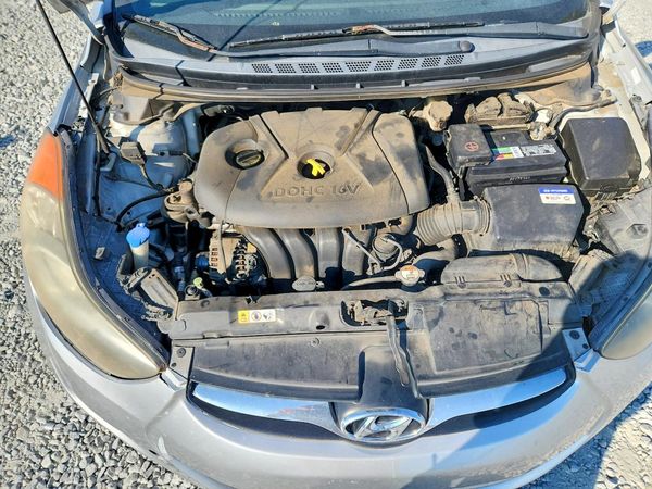 2013 HYUNDAI ELANTRA