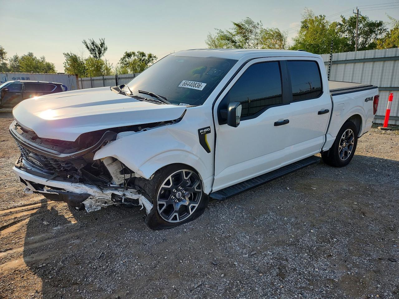 2025 FORD F150 STX — Front 3/4
