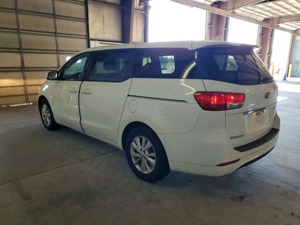 2017 KIA SEDONA LX