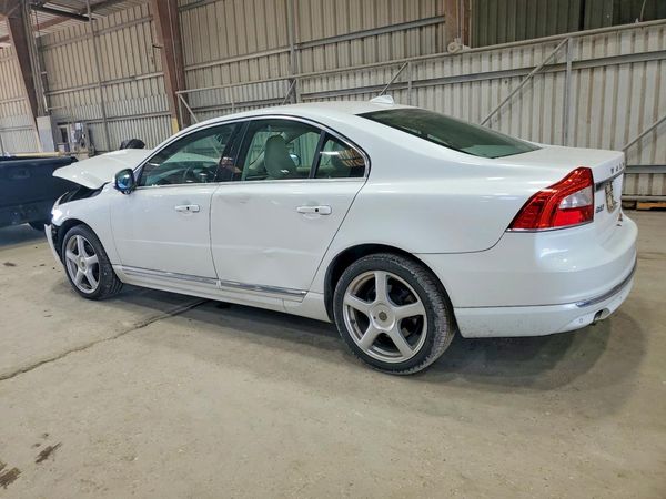 2015 VOLVO S80 Premier+ (non R design)