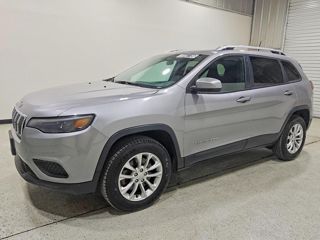 2020 JEEP CHEROKEE — Front 3/4