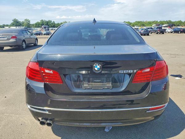2016 BMW 528