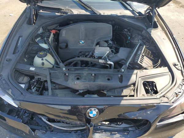 2016 BMW 528