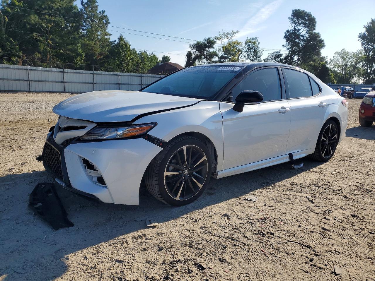 2019 TOYOTA CAMRY