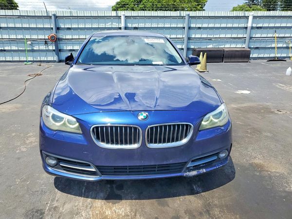 2016 BMW 528