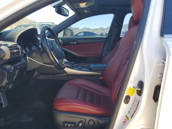 2016 LEXUS IS 300