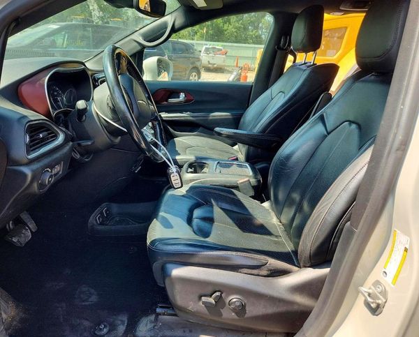 2019 CHRYSLER PACIFICA Touring L Plus