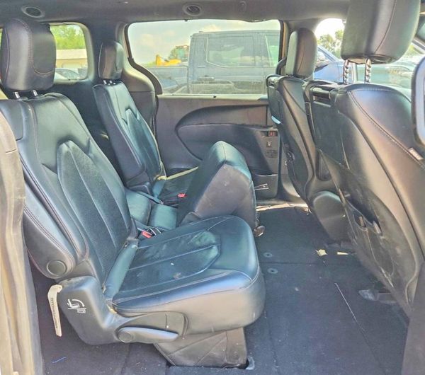 2019 CHRYSLER PACIFICA Touring L Plus