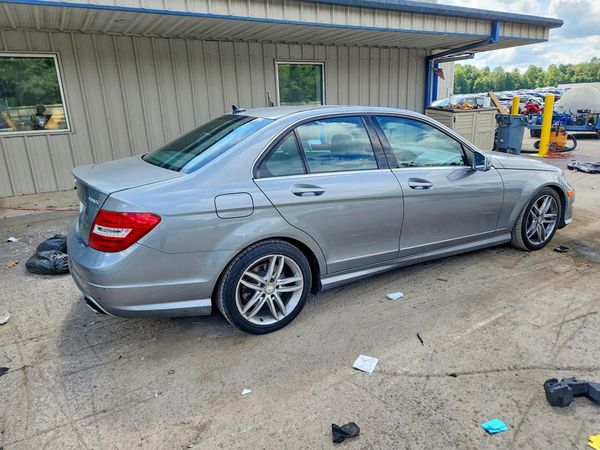 2013 MERCEDES-BENZ C C300